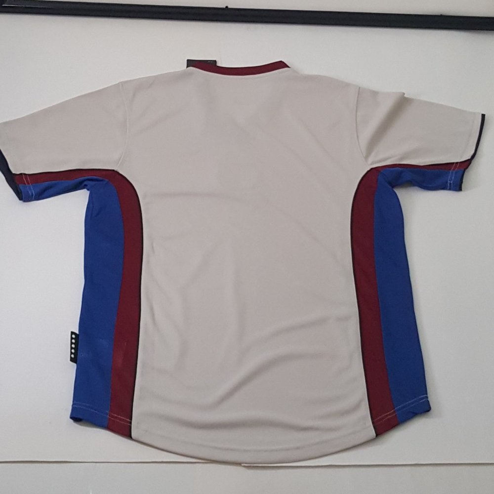 New SHIRT BARCELONA SPAIN 1999/2000 AWAY FOOTBALL SHIRT JERSEY NIKE SIZE L - Picture 2 of 7